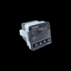 Controlador de Temperatura N1040 PR USB 100-240V 8104210000 - Novus