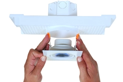 Caixa Laje Spot Embutir LED 7W PAR20 PVC